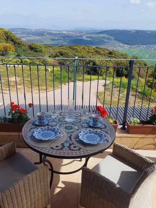 Hararit View נוף הררית Apartment ภายนอก รูปภาพ